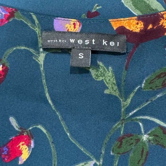 Stitch Fix West Kei Blue Floral Tropical Blouse Women’s Small - Picture 2 of 5